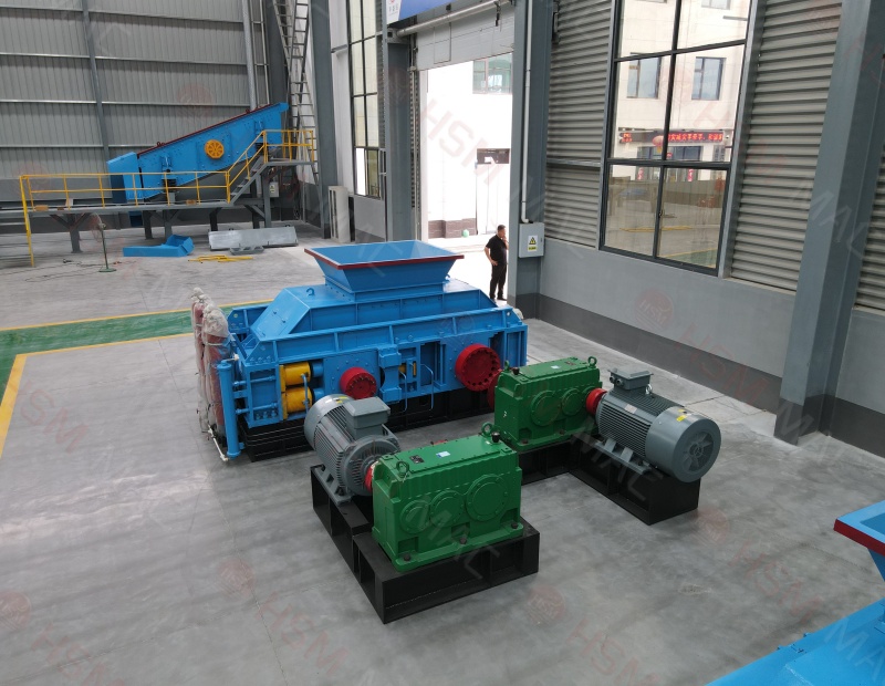 钛铁矿对辊制砂机