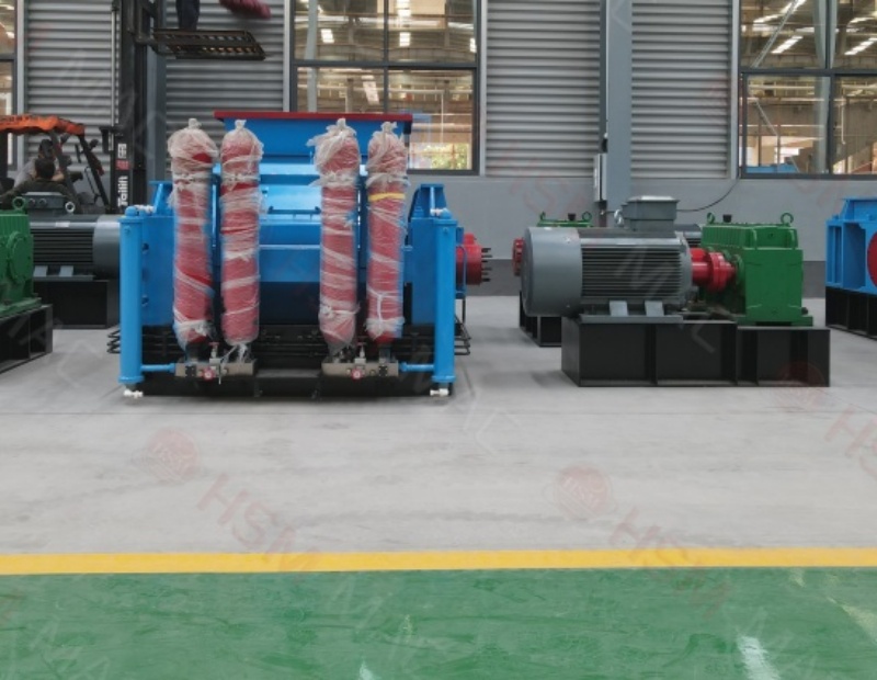 高硬度大型矿石破碎机